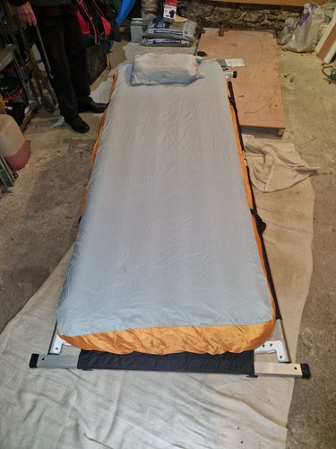 Foldaway bed - ,