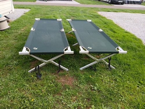 Pair unbranded metal and - pair, of